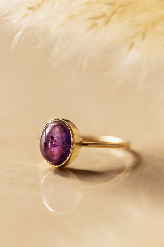 Natural Cabochon Oval Amethyst in 10k Solid Gold Ring