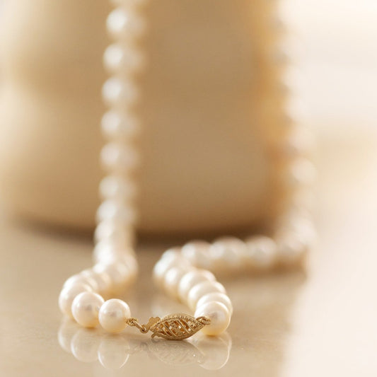 Natural Freshwater Pearl Necklace