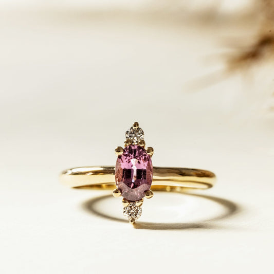 Custom natural Light-pink Sapphire and RBC diamonds solid gold Ring