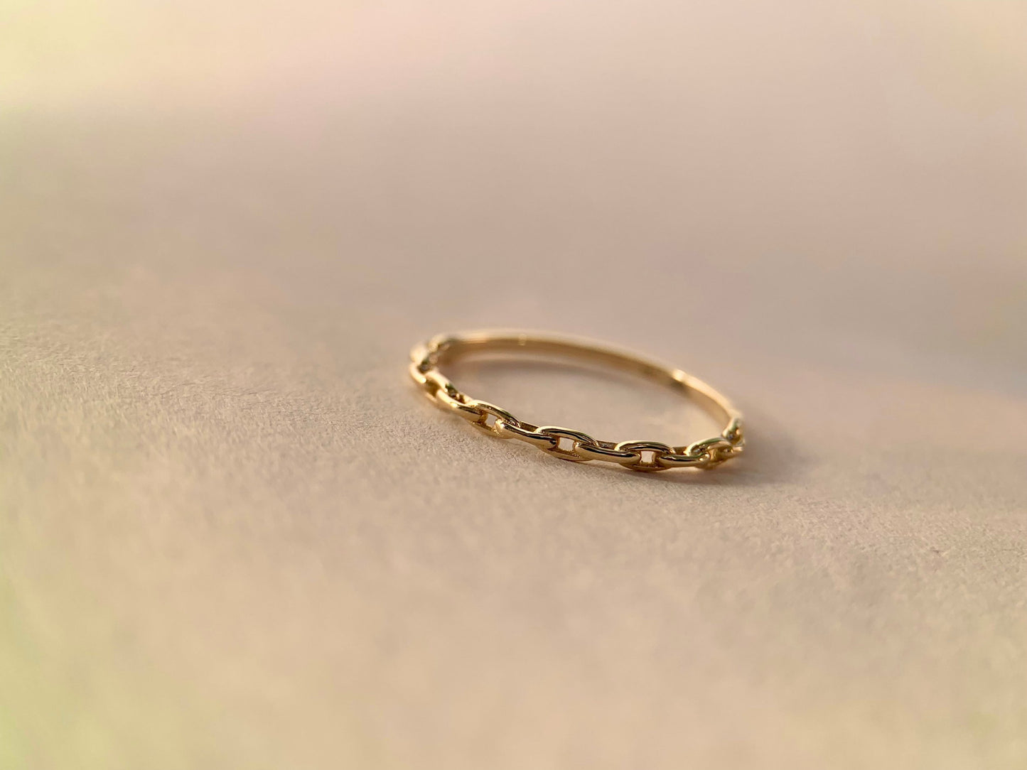 Chain-style Gold Ring