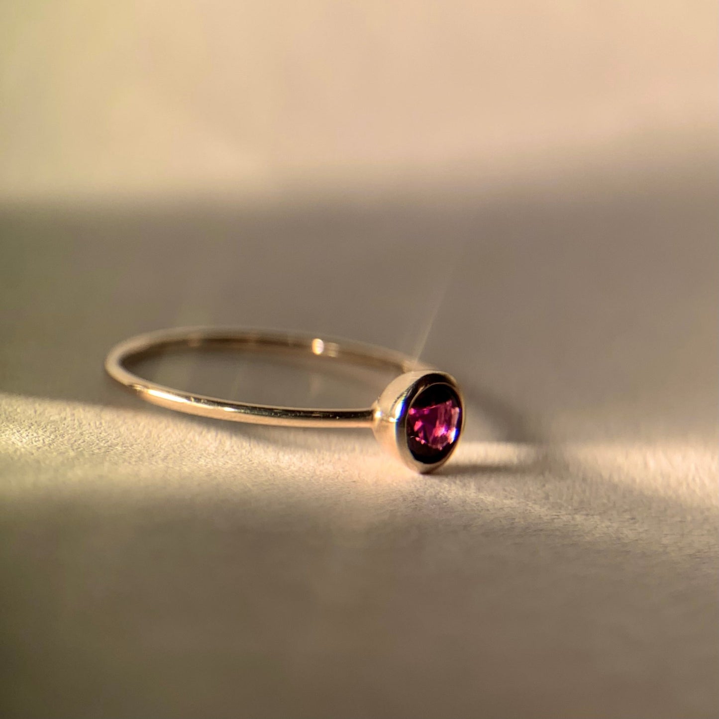 Round Amethyst Bezel-Set Gold Ring