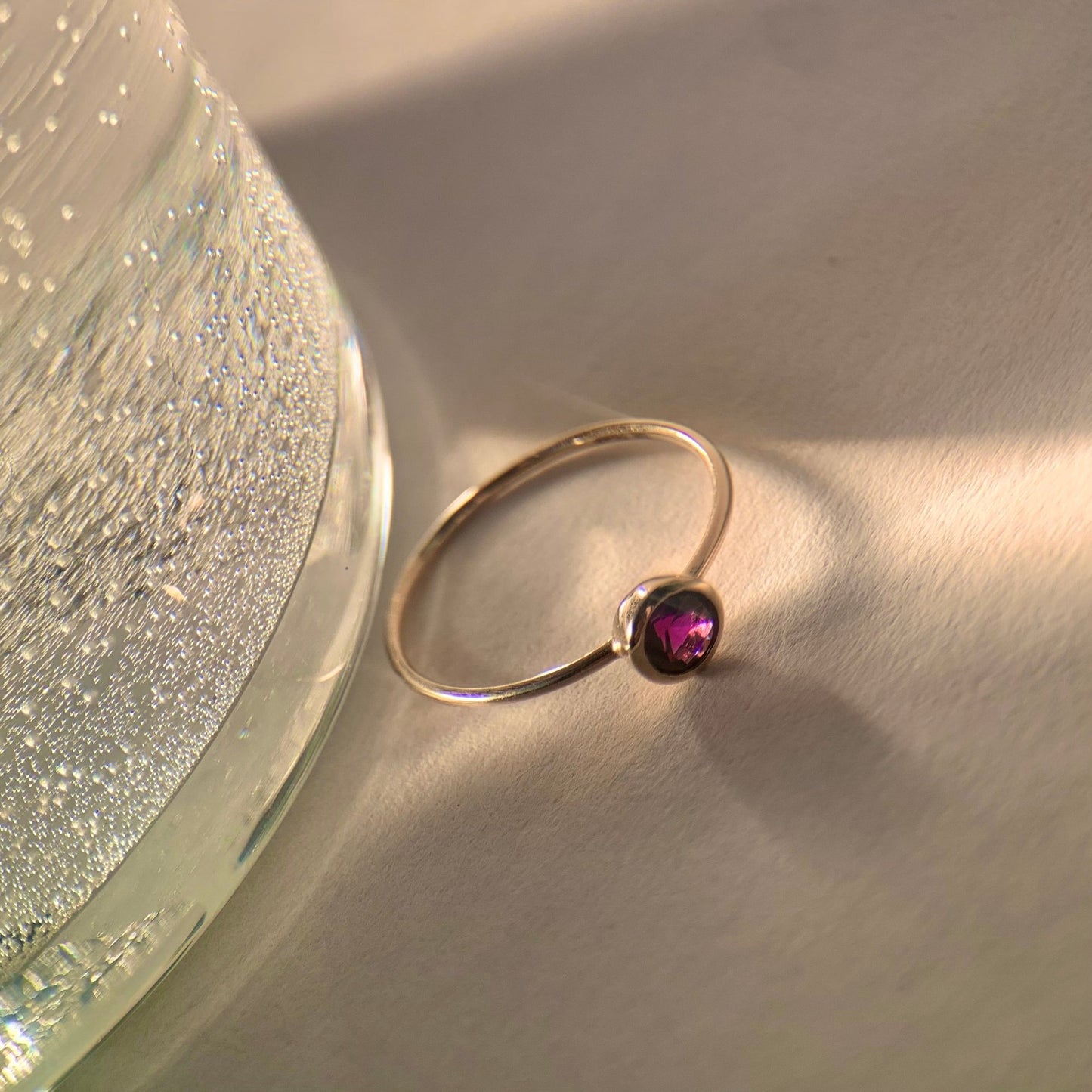 Round Amethyst Bezel-Set Gold Ring