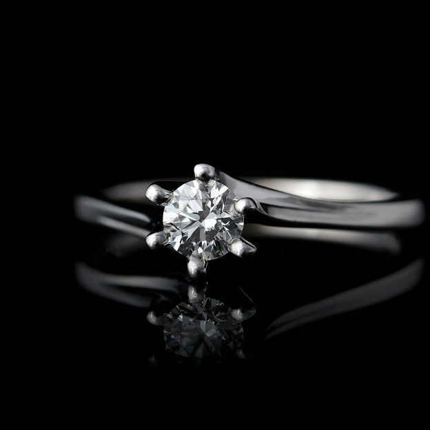 Twisted Six Prongs Natural diamond gold Engagement Ring