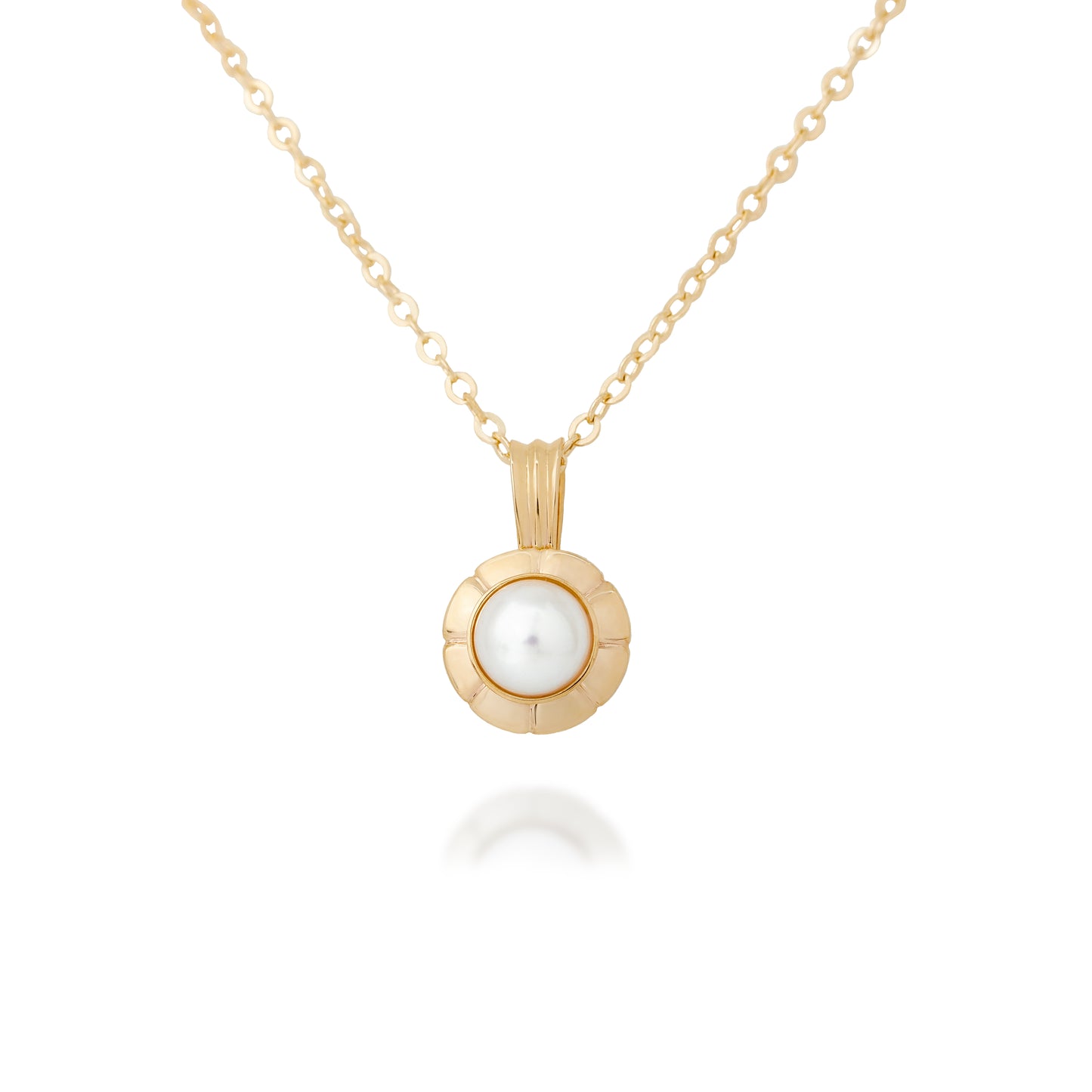 Flower and Pearl Gold Necklace
