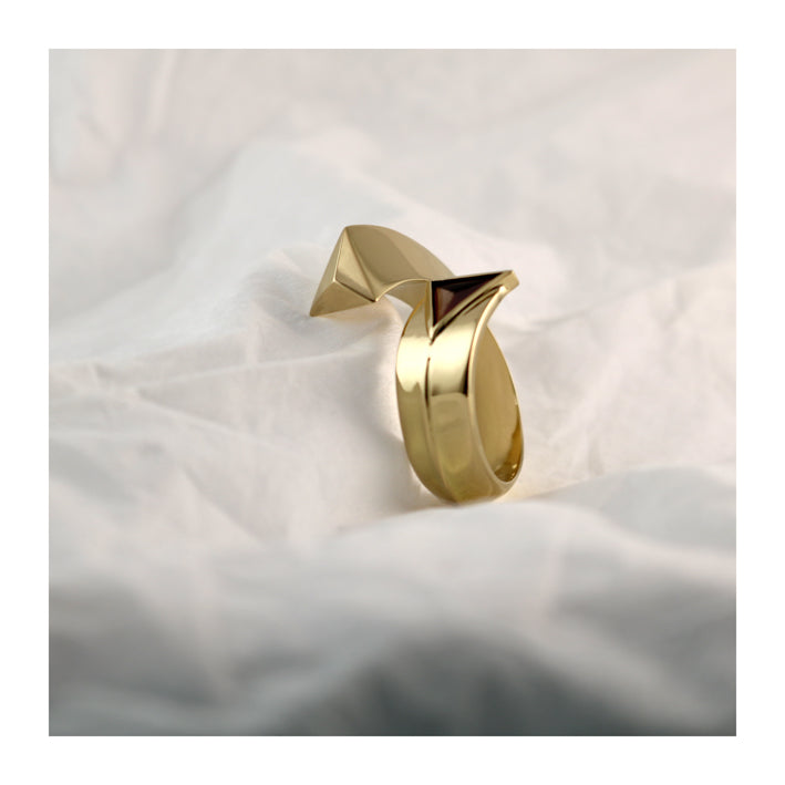 Artemis 18k Yellow Gold Twisted Ring