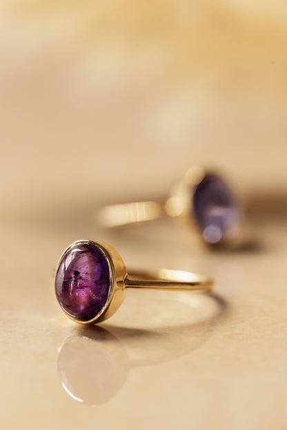 Natural Cabochon Oval Amethyst in 10k Solid Gold Ring