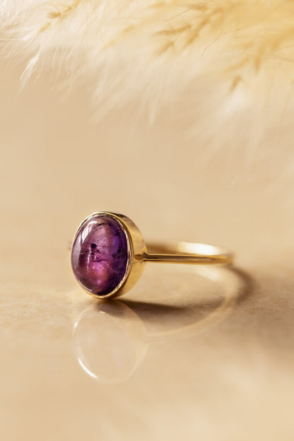 Natural Cabochon Oval Amethyst in 10k Solid Gold Ring