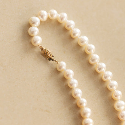 Natural Freshwater Pearl Necklace