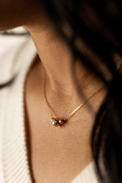 Sliding Gold balls necklace