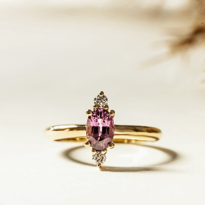 Custom natural Light-pink Sapphire and RBC diamonds solid gold Ring
