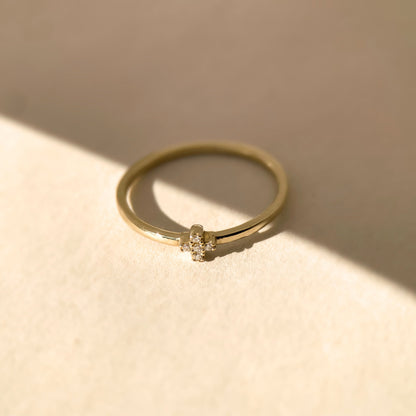 Cross-style Gold Ring