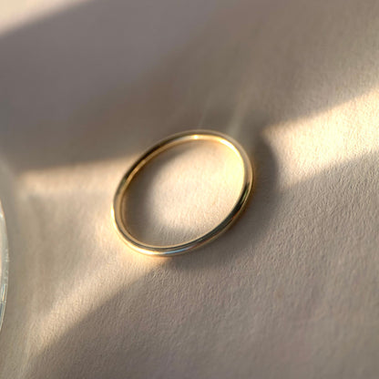 Round Profile Simple Gold Band Ring