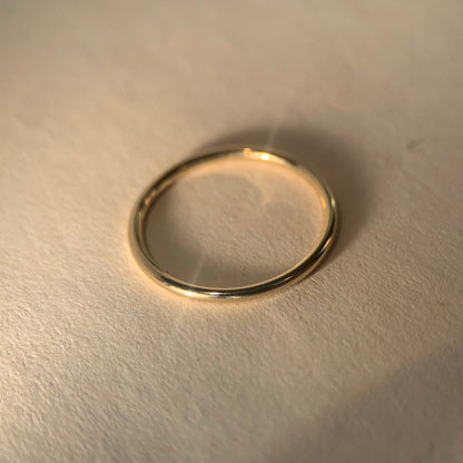 Round Profile Simple Gold Band Ring