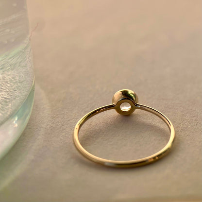 Round Brilliant Cut Diamond Gold Ring