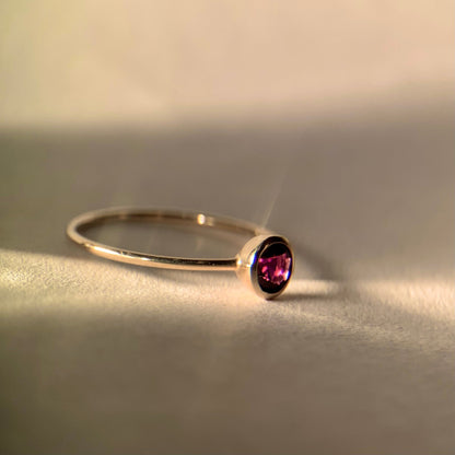 Round Amethyst Bezel-Set Gold Ring