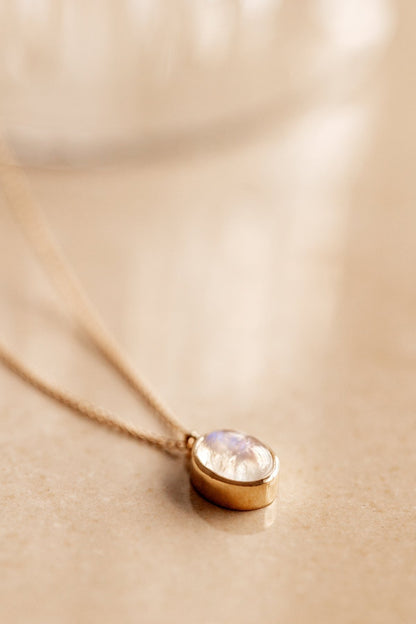 Moonstone in Solid 10k yellow Gold Pendant