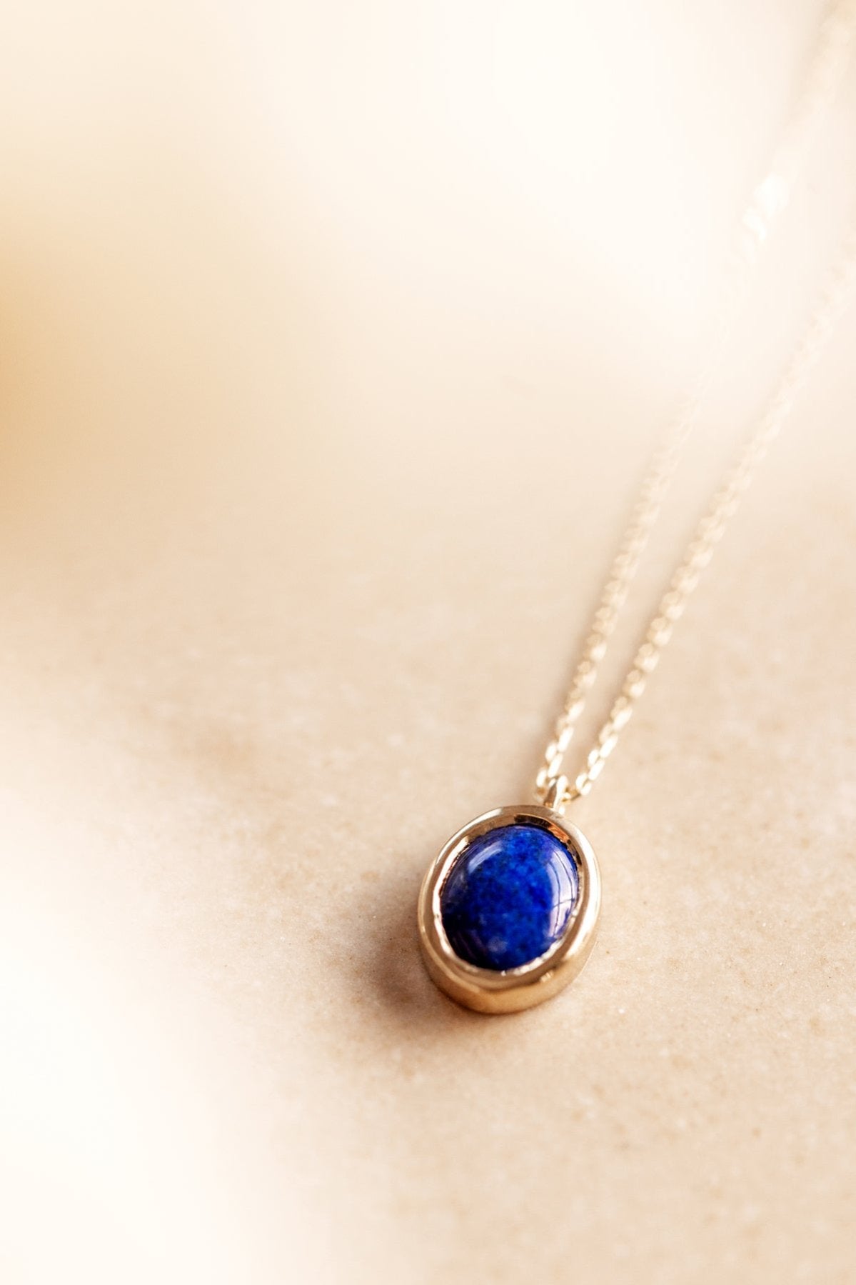 Lapis Lazuli in Solid 10k yellow Gold Pendant