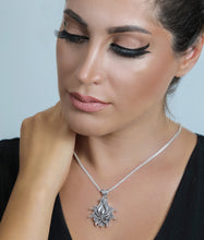Load image into Gallery viewer, New Shah Abbasi Necklace