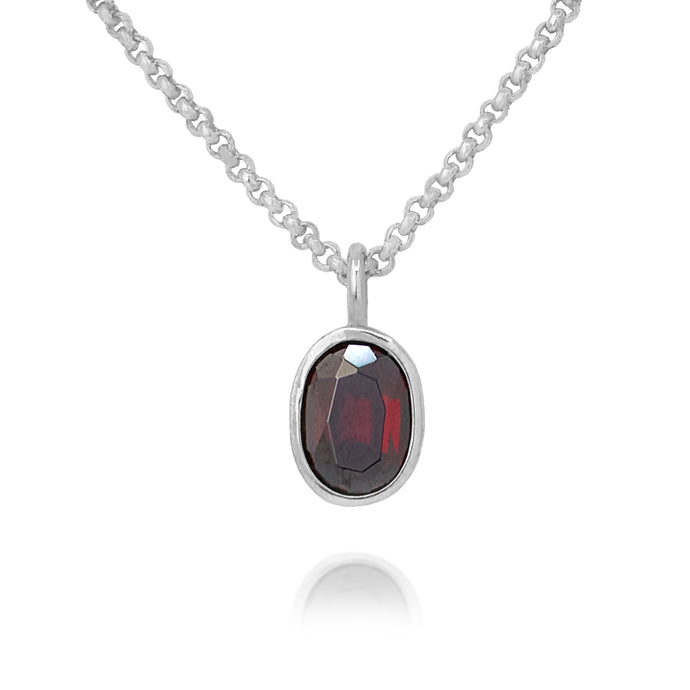 Oval Garnet Sterling Silver necklace