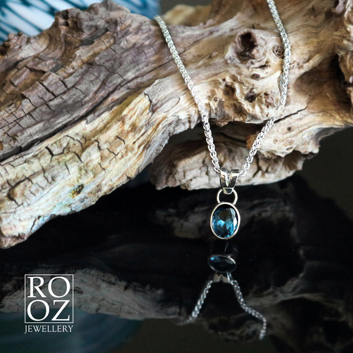 Oval Topaz Silver Necklace