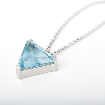 Topaz Tricut Necklace