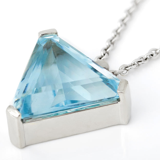 Topaz Tricut Necklace